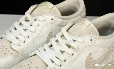 Retro Low 1 Chris Jordan OG Paul 0426
